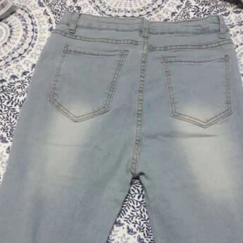 Distressed High Rise Skinny Jeans - Picture 5 of 5